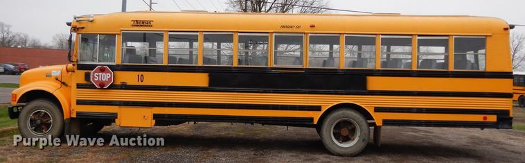 image for item DG6377 1996 International 3800 school bus
