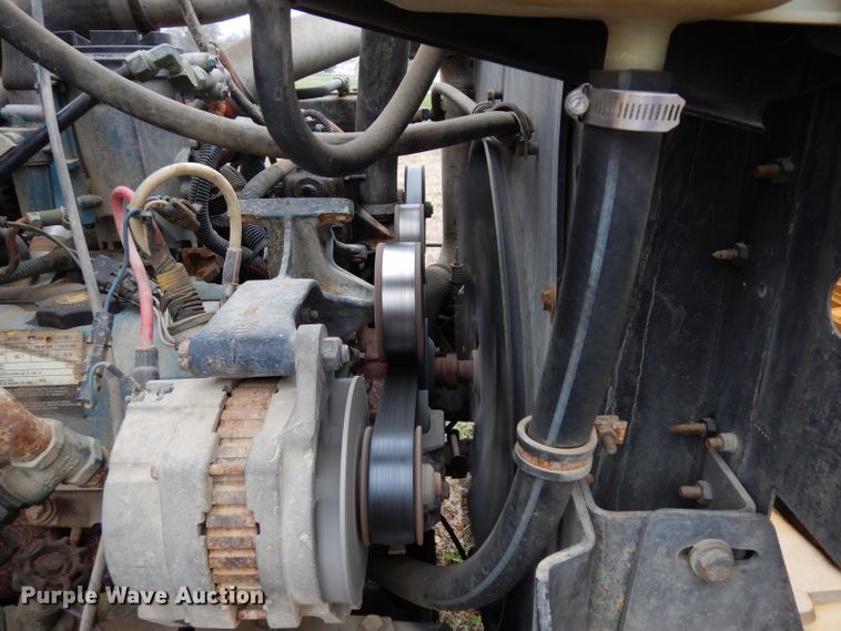 image for item DG6377 1996 International 3800 school bus