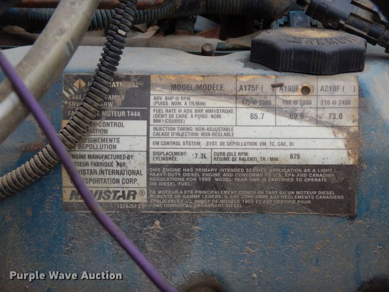 image for item DG6377 1996 International 3800 school bus