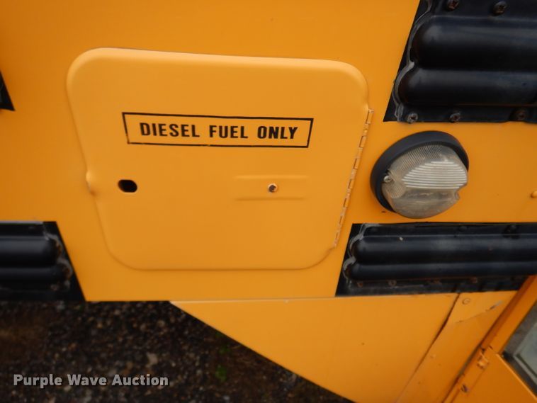 image for item DG6377 1996 International 3800 school bus