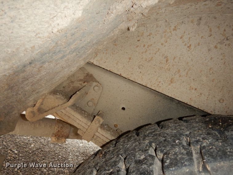 image for item DG6377 1996 International 3800 school bus