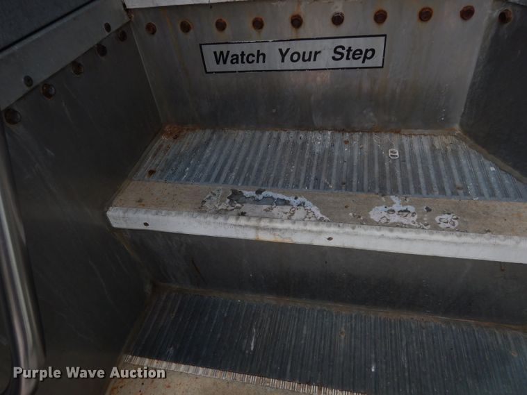 image for item DG6380 2005 Blue Bird Vision school bus