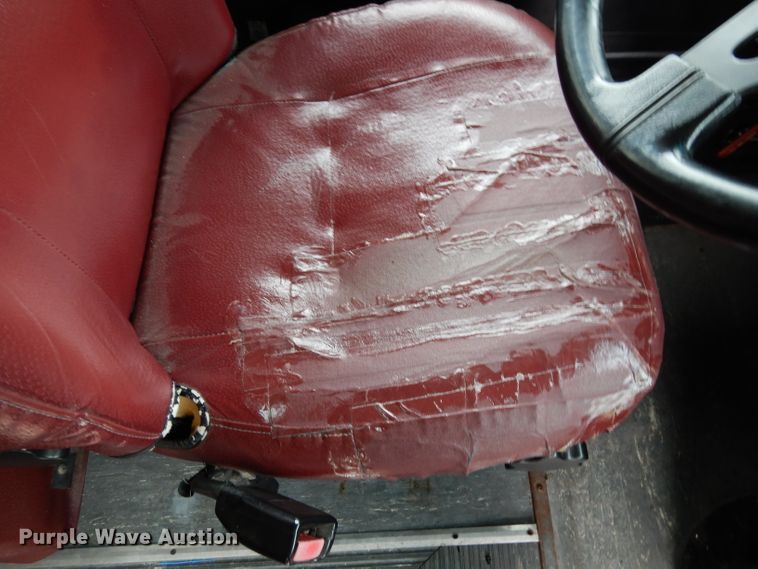 image for item DG6380 2005 Blue Bird Vision school bus