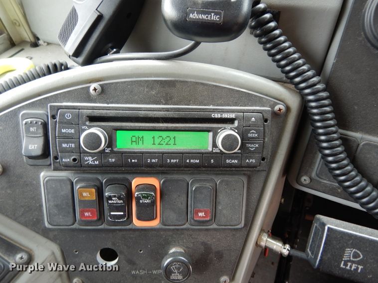 image for item DG6380 2005 Blue Bird Vision school bus