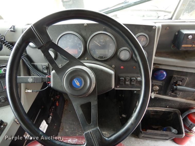 image for item DG6380 2005 Blue Bird Vision school bus