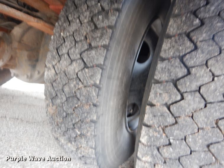 image for item DG6380 2005 Blue Bird Vision school bus