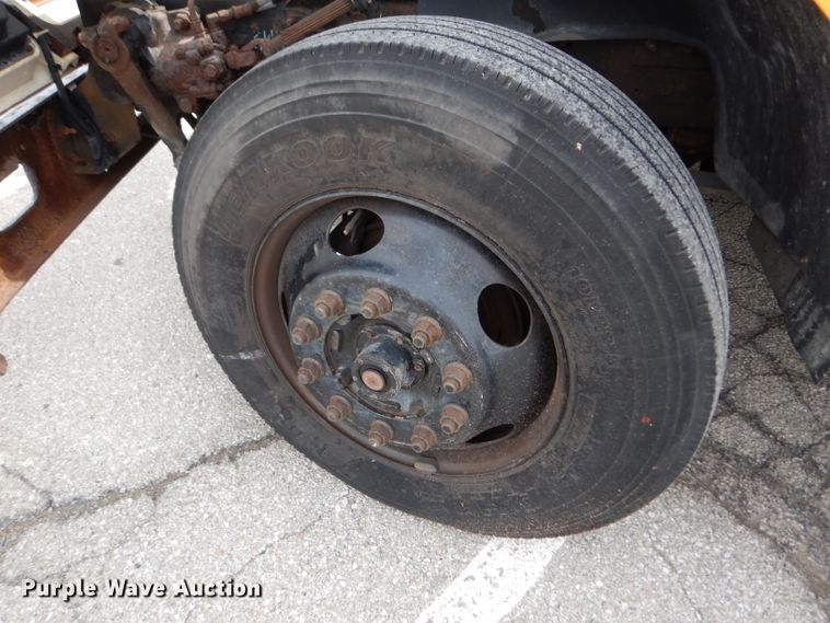 image for item DG6380 2005 Blue Bird Vision school bus