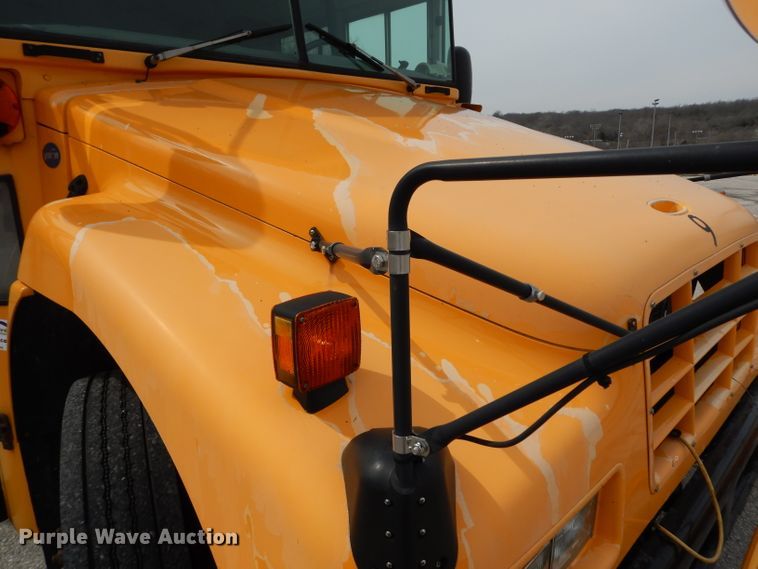 image for item DG6380 2005 Blue Bird Vision school bus