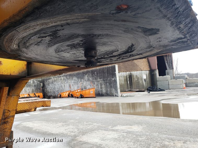 image for item DH5811 Miller 0TG tilt deck equipment trailer