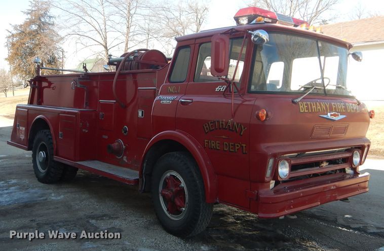 image for item DH6370 1967 Chevrolet pumper fire truck