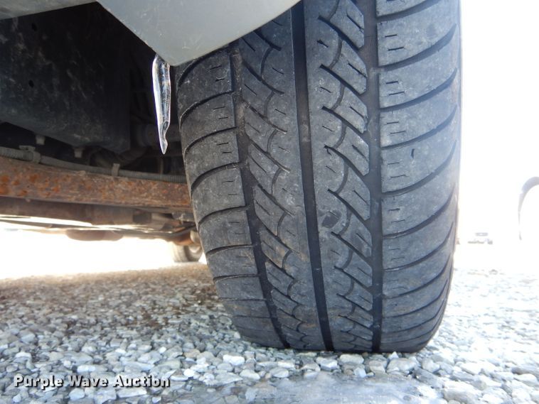 image for item DH6420 2004 Chevrolet Venture LS van