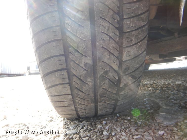 image for item DH6420 2004 Chevrolet Venture LS van