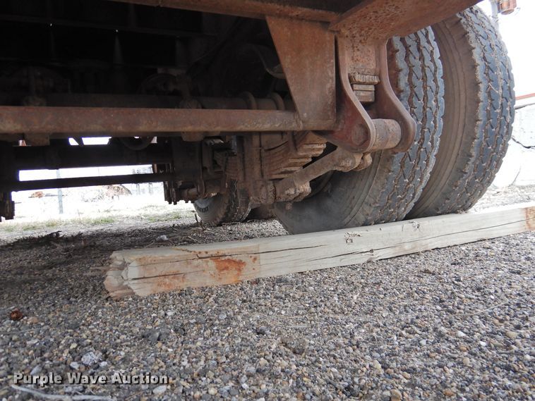 image for item DI0044 Trailmobile drop deck equipment trailer