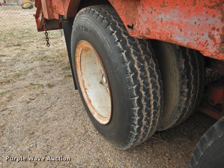 image for item DI0044 Trailmobile drop deck equipment trailer