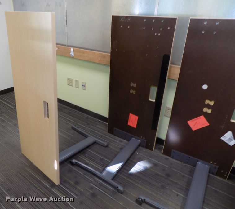 image for item DO9407 Office furniture