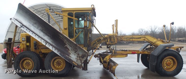 image for item EF9617 1985 Caterpillar 140G motor grader