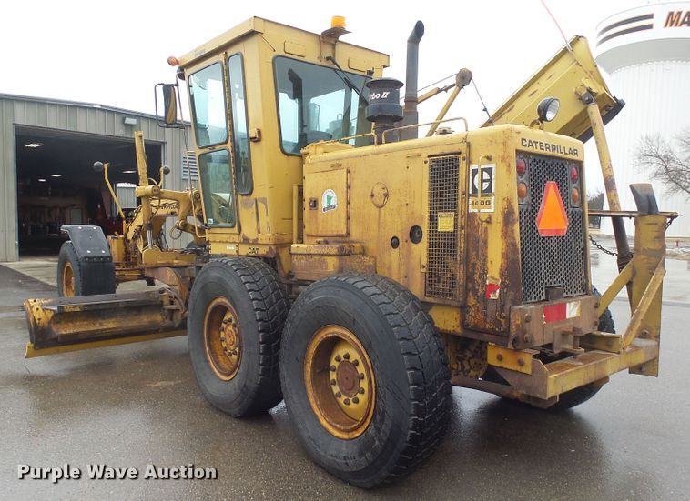 image for item EF9617 1985 Caterpillar 140G motor grader