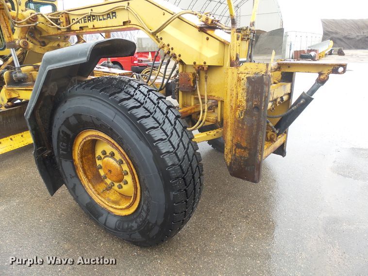 image for item EF9617 1985 Caterpillar 140G motor grader