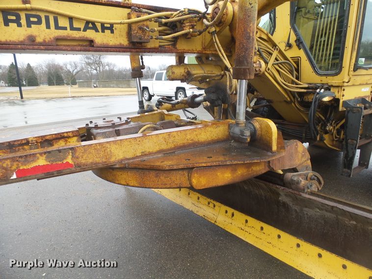 image for item EF9617 1985 Caterpillar 140G motor grader