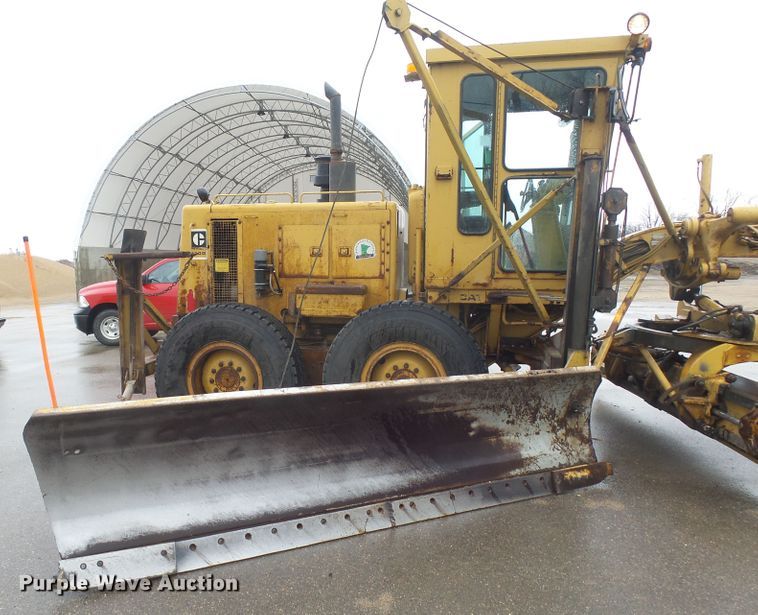 image for item EF9617 1985 Caterpillar 140G motor grader