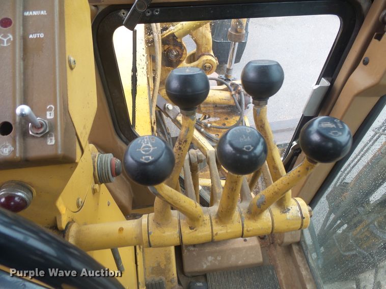 image for item EF9617 1985 Caterpillar 140G motor grader