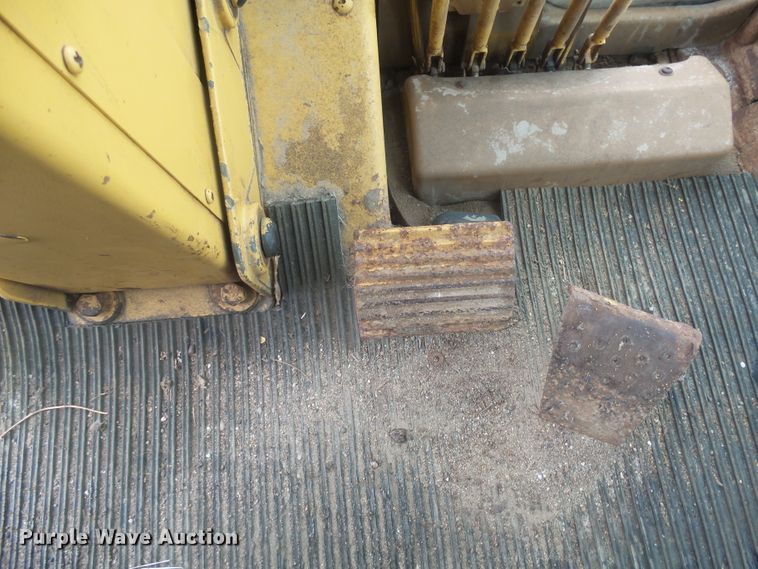 image for item EF9617 1985 Caterpillar 140G motor grader