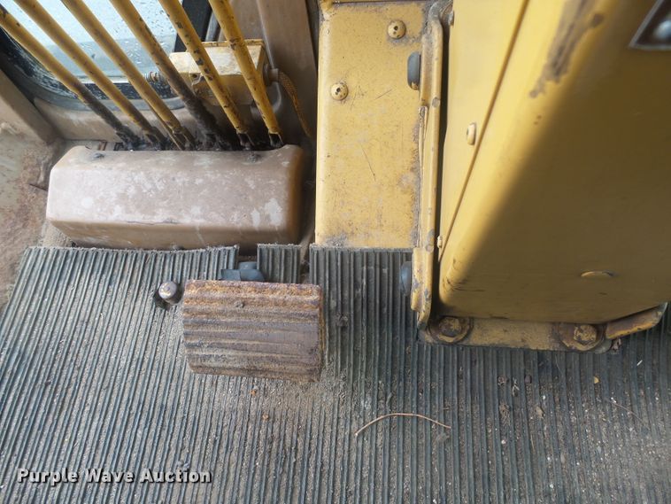 image for item EF9617 1985 Caterpillar 140G motor grader