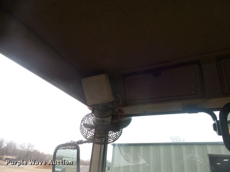 image for item EF9617 1985 Caterpillar 140G motor grader