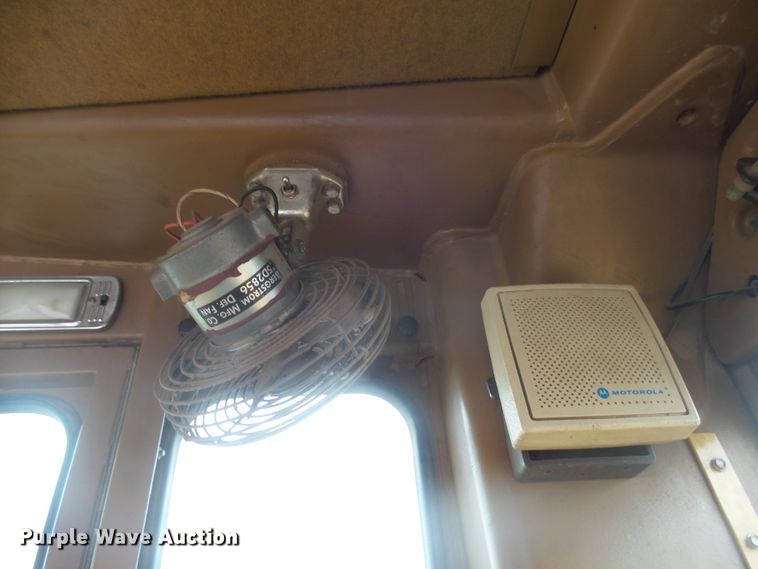 image for item EF9617 1985 Caterpillar 140G motor grader