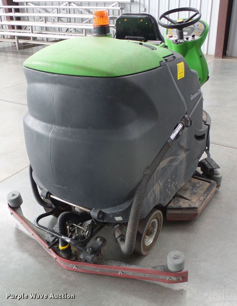 image for item EL9112 IPC Gansow CT230 floor scrubber