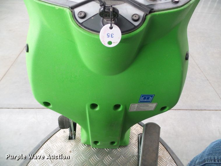 image for item EL9112 IPC Gansow CT230 floor scrubber