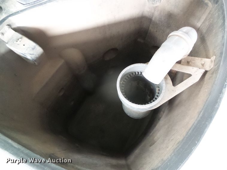 image for item EL9112 IPC Gansow CT230 floor scrubber