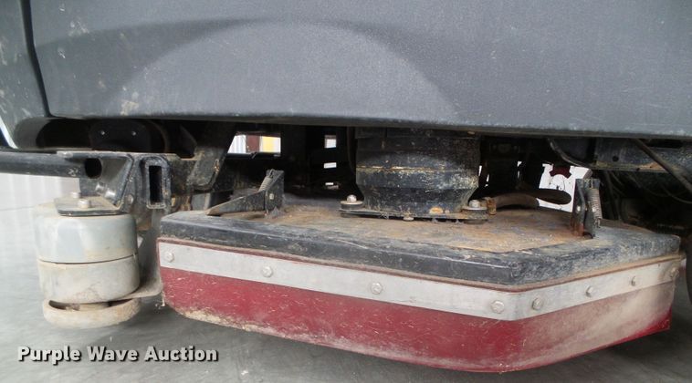 image for item EL9112 IPC Gansow CT230 floor scrubber