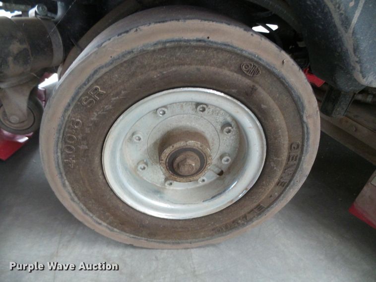 image for item EL9112 IPC Gansow CT230 floor scrubber