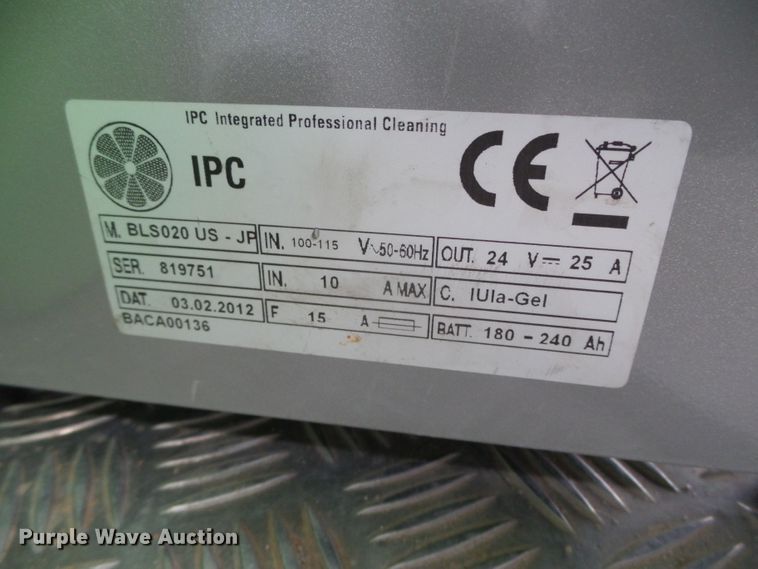 image for item EL9112 IPC Gansow CT230 floor scrubber