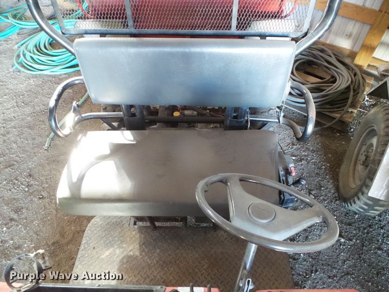 image for item EL9113 1996 Kawasaki Mule 550 utility vehicle