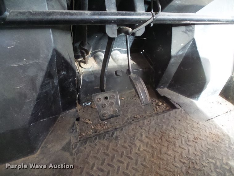 image for item EL9113 1996 Kawasaki Mule 550 utility vehicle