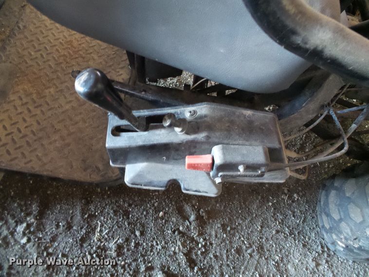 image for item EL9113 1996 Kawasaki Mule 550 utility vehicle