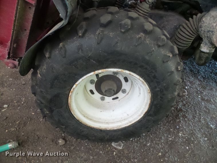 image for item EL9113 1996 Kawasaki Mule 550 utility vehicle