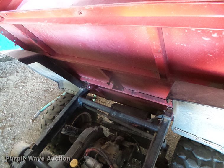 image for item EL9113 1996 Kawasaki Mule 550 utility vehicle