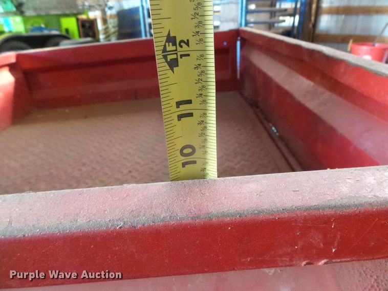 image for item EL9113 1996 Kawasaki Mule 550 utility vehicle