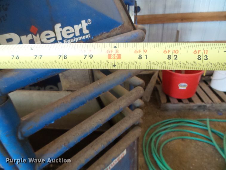 image for item EL9114 Priefert manual calf roping chute