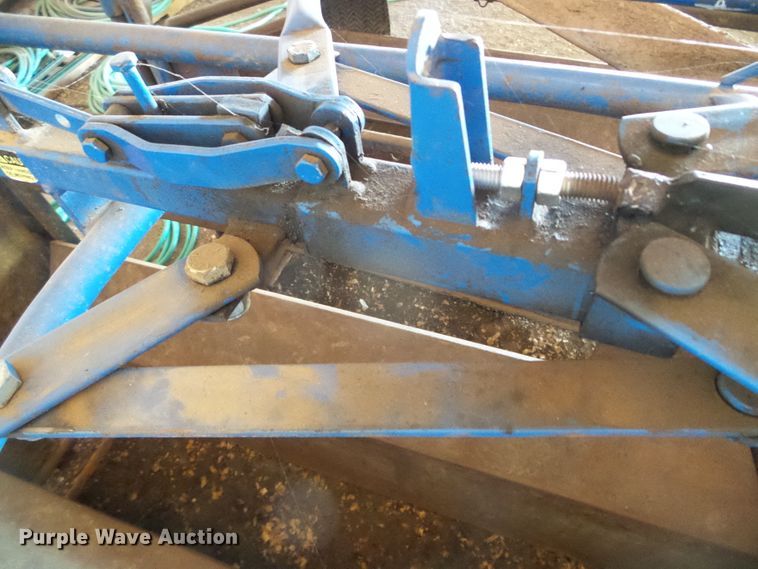 image for item EL9115 Priefert manual calf roping chute