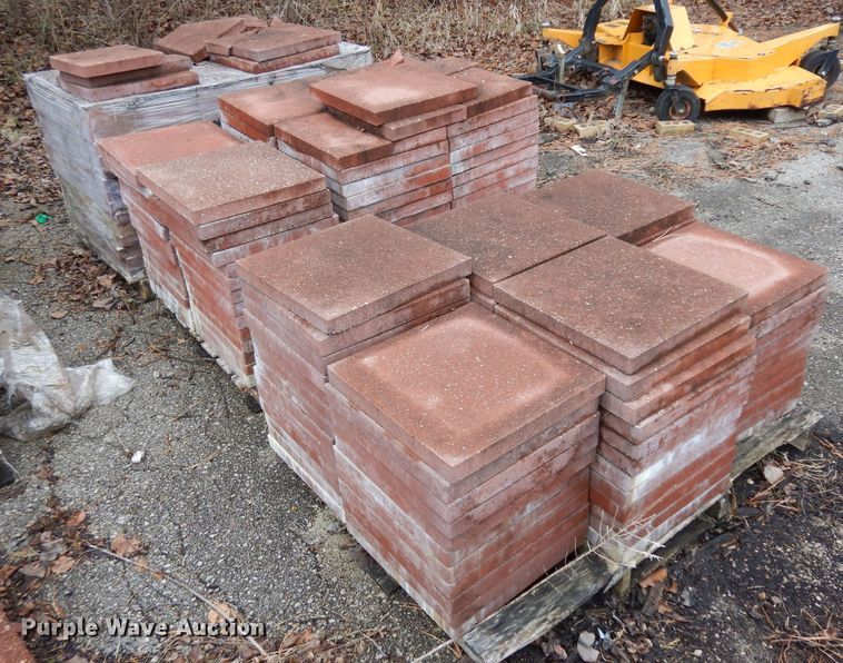 image for item ER9996 Approximately 500 paver bricks