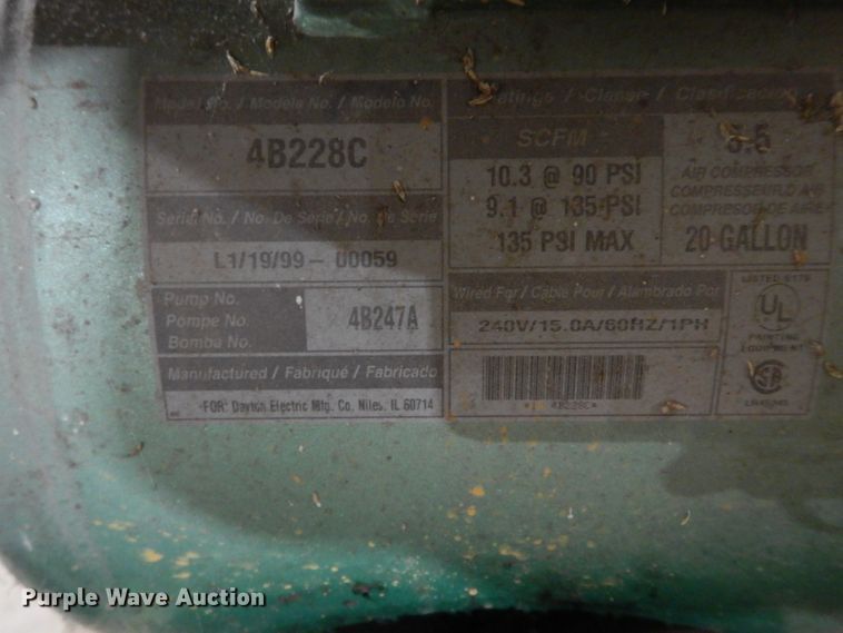 image for item FD9958 Speedaire air compressor