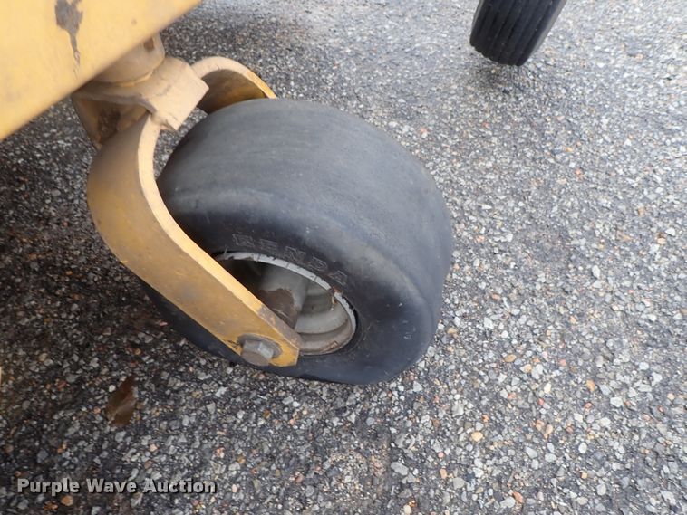 image for item FF9344 Hustler 4600 ZTR lawn mower