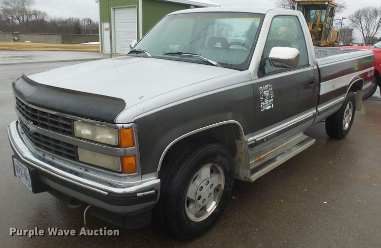 image for item FR9517 1993 Chevrolet K1500  pickup truck