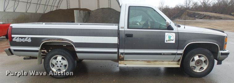 image for item FR9517 1993 Chevrolet K1500  pickup truck