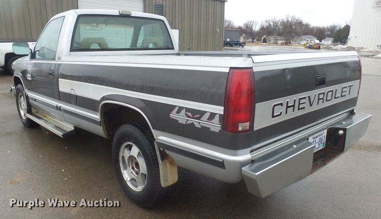 image for item FR9517 1993 Chevrolet K1500  pickup truck