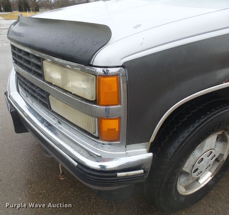 image for item FR9517 1993 Chevrolet K1500  pickup truck